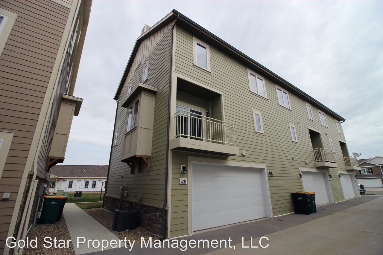 3210 Kenner Lp - Photo 2 of 17