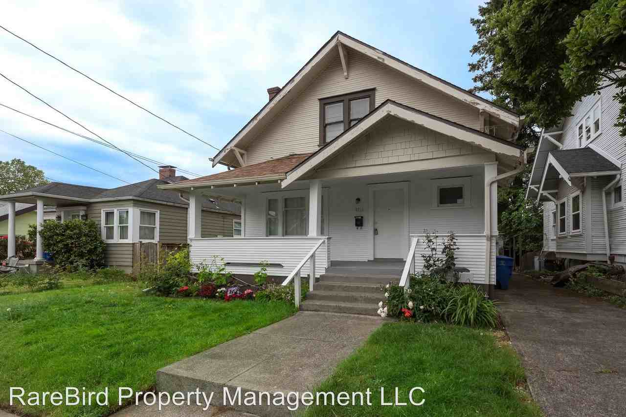 2313 SE 52nd Ave - Photo 2 of 24