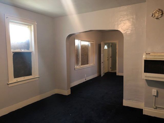 37 Schutrum St - Photo 3 of 10