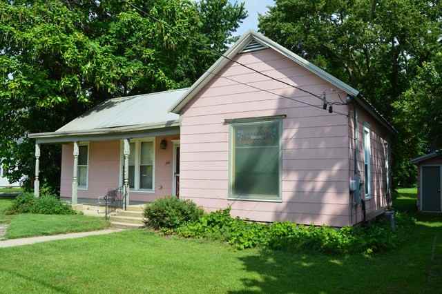 240 E Main St - Photo 2 of 14