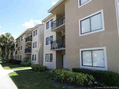 9269 W Atlantic Blvd - Photo 3 of 8