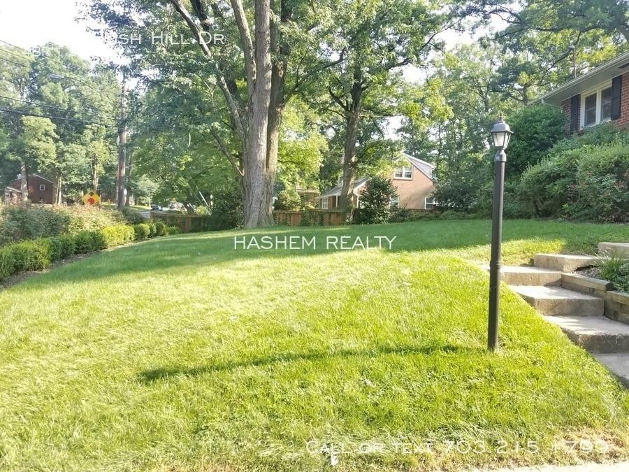 5916 Bush Hill Dr - Photo 2 of 20
