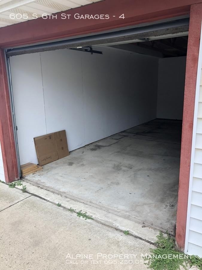 2601 W Madison St - Photo 2 of 4