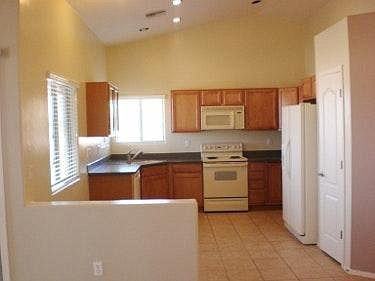 3985 E Shadow Branch Dr - Photo 3 of 8