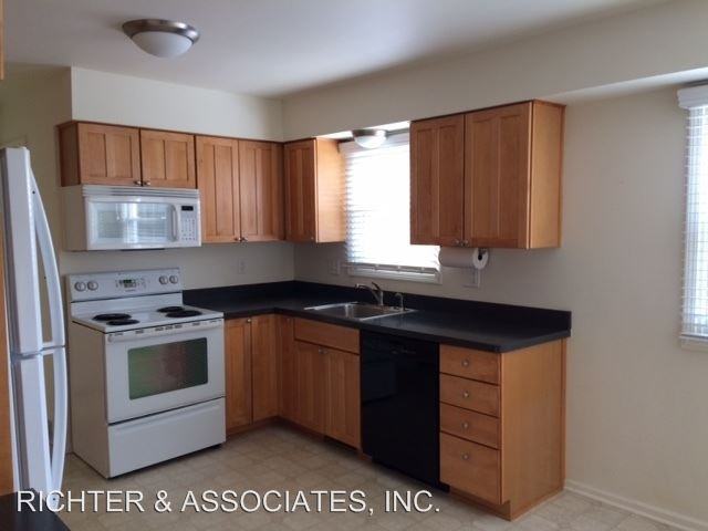 1914 Independence Blvd - Photo 3 of 14