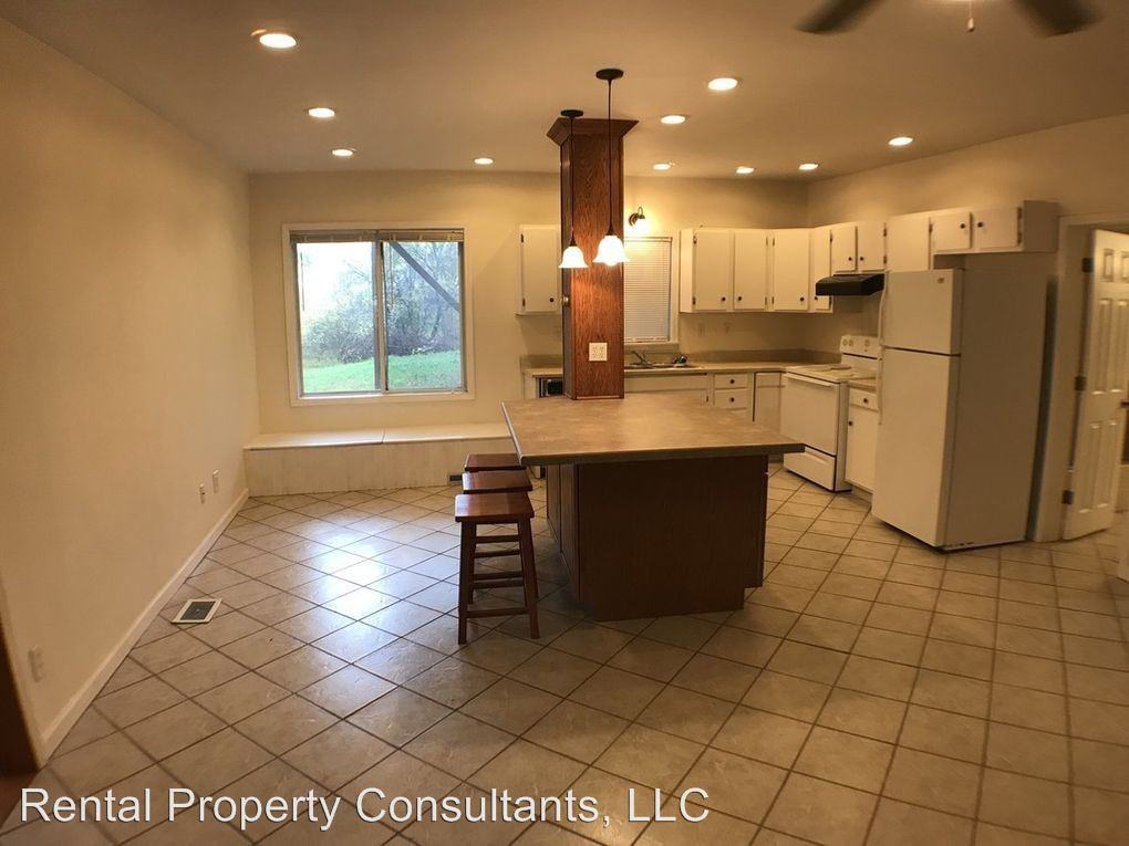 4345 Fillmore St - Photo 2 of 14