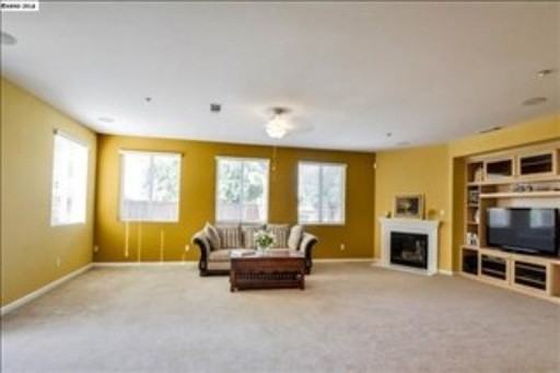 712 Marjoram Dr - Photo 2 of 15