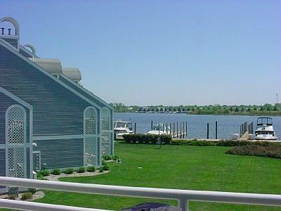 101 Mill Point Dr. - Photo 2 of 11