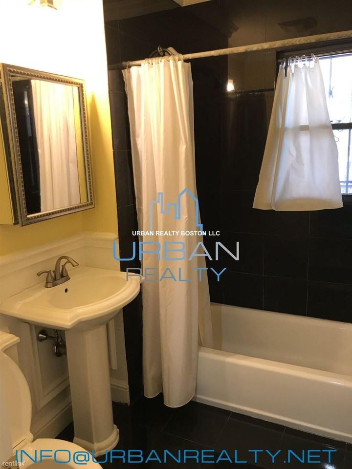 41 Commonwealth Ave - Photo 3 of 10