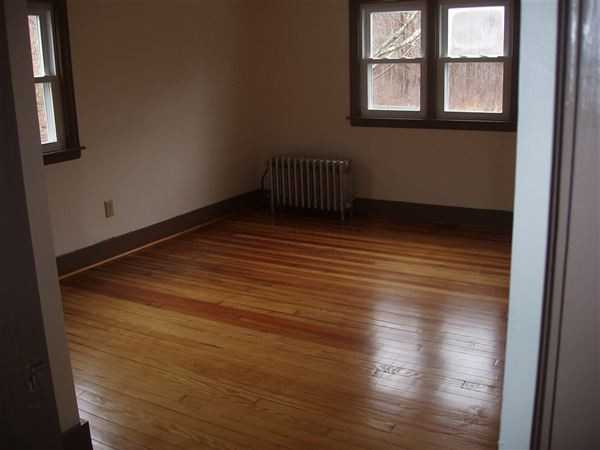 202 Strawridge Rd - Photo 3 of 9