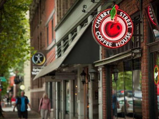 206 5th Ave N - Photo 3 of 50