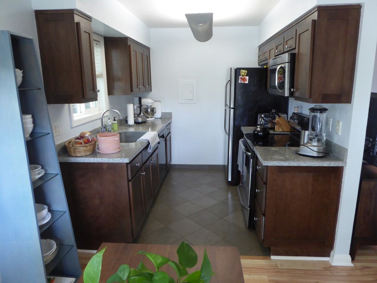 203 Spyglass Parkway - Photo 3 of 17
