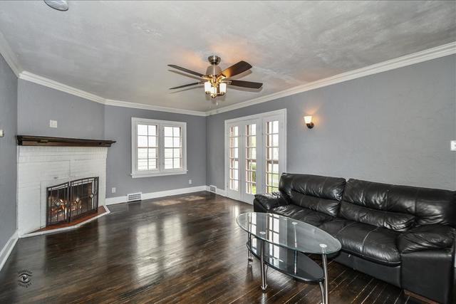 1011 N 19th Ave - Photo 3 of 22