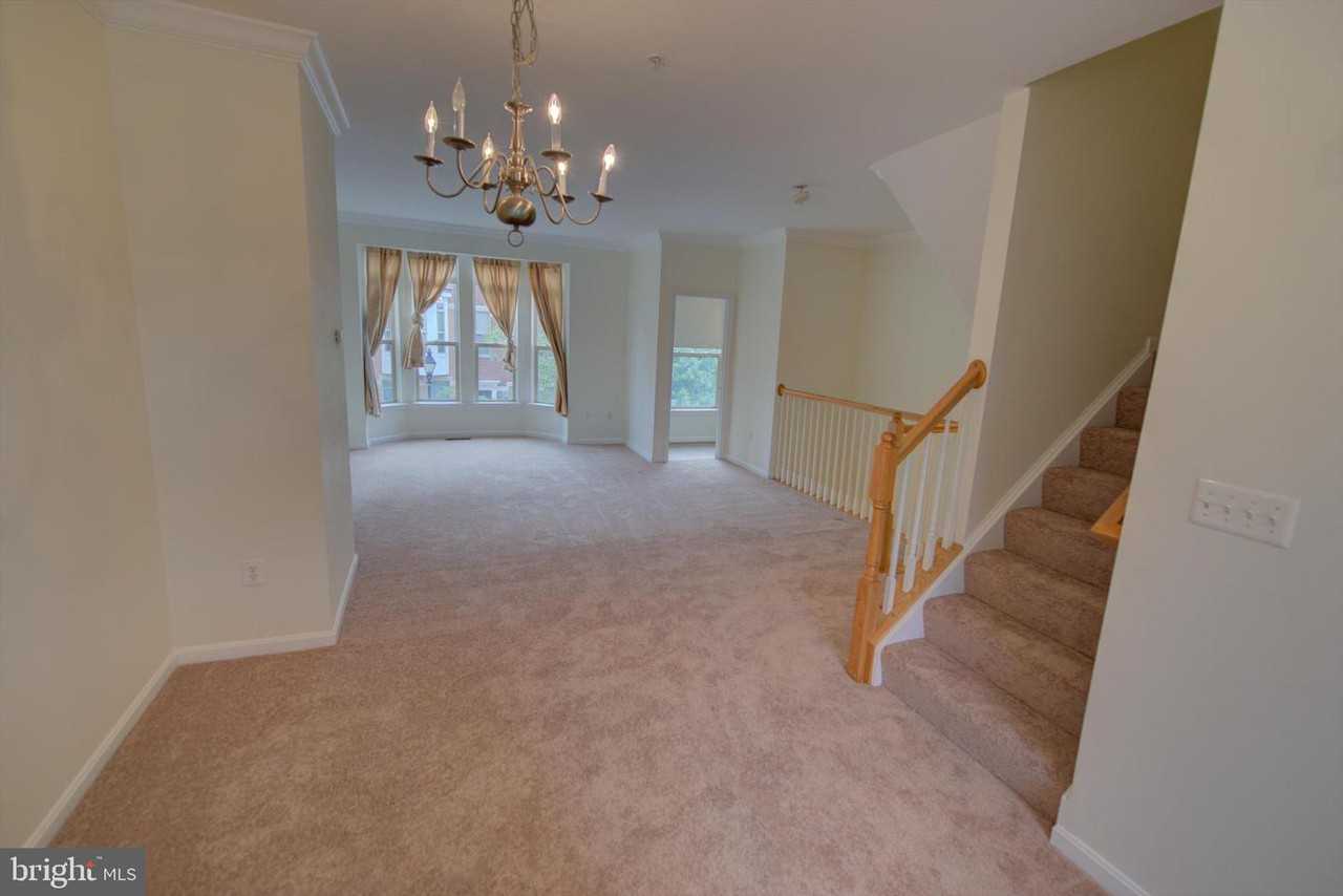 117 S High St #104 - Photo 2 of 18