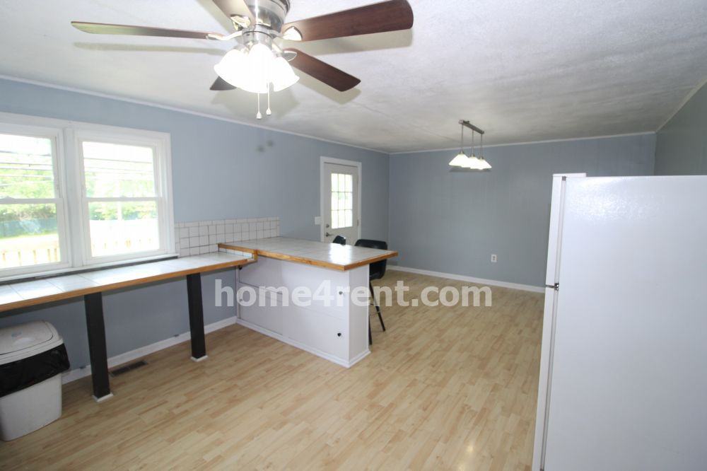 9920 E 38 St - Photo 3 of 22