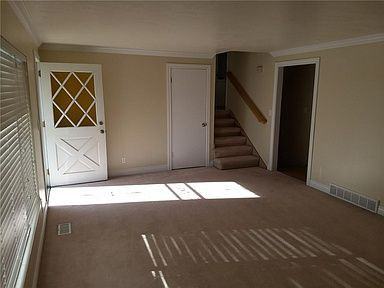 1263 Lillie Cir - Photo 3 of 7