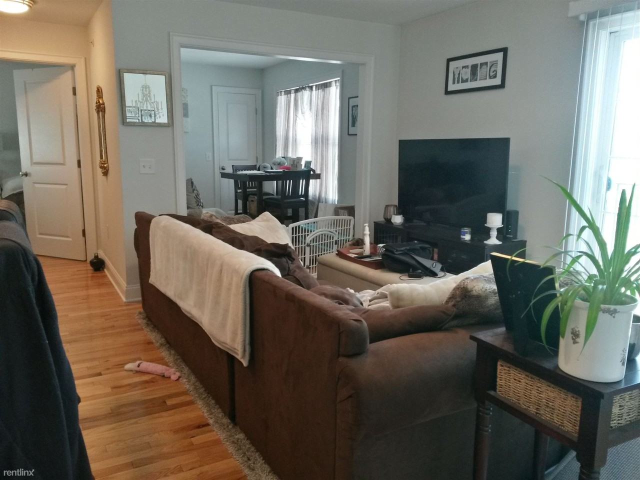 The Copperline - Hope St. - 2 Bedroom - Photo 3 of 10