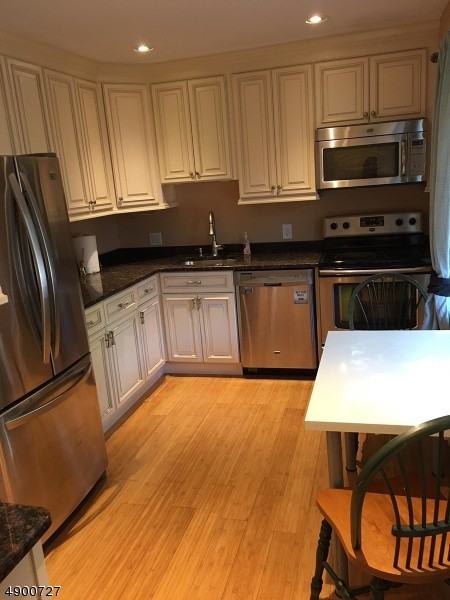 12 Lakeside Dr - Photo 2 of 11