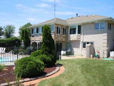 18 N 42nd Rd - Photo 2 of 50