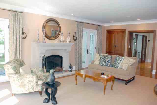 535 Oak St - Photo 2 of 24