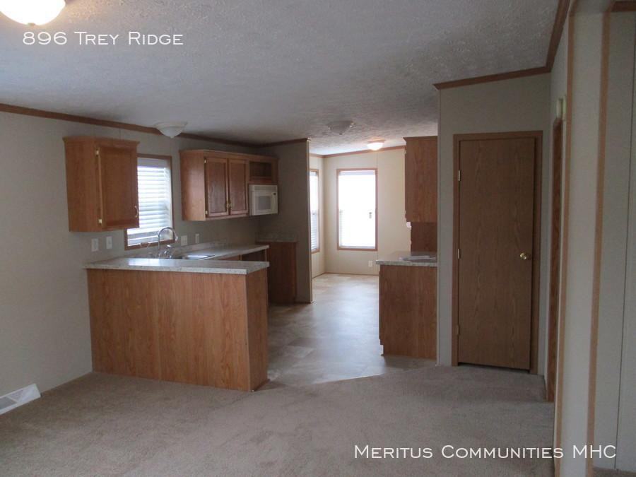 896 Trey Ridge - Photo 2 of 10