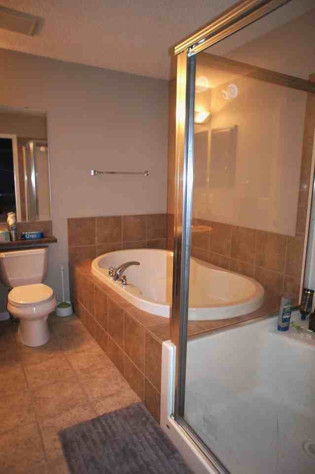 76 Campbell Ct - Photo 3 of 22