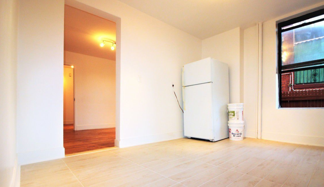 117 Bay 17th St #D3 - Photo 3 of 5
