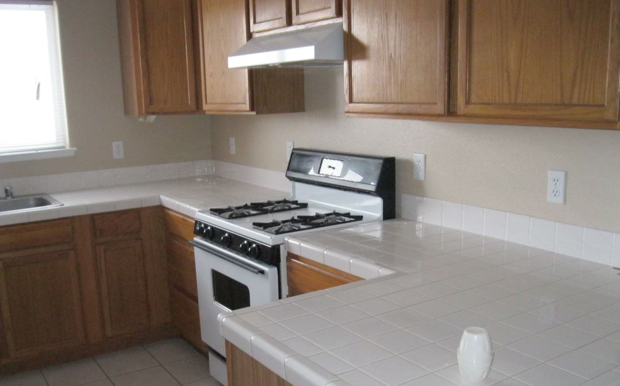 177 Milke Way - Photo 3 of 6