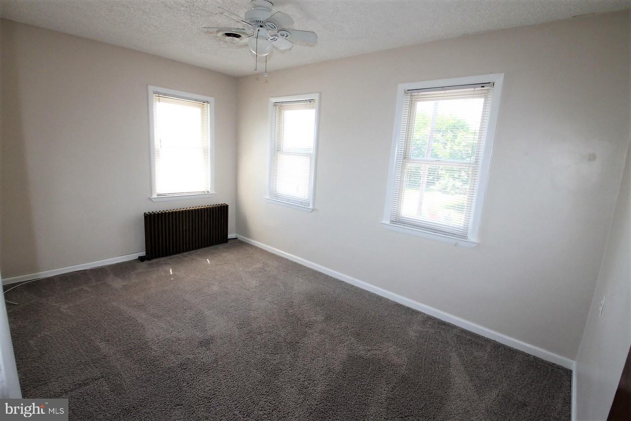 8419 Bay Rd - Photo 2 of 10