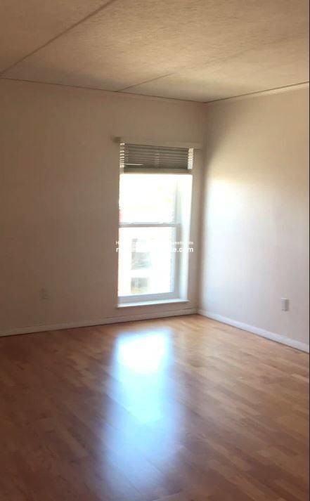 55 Broadlawn Park - Photo 2 of 6