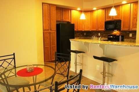 2518 Hurston Ln Ne - Photo 3 of 14