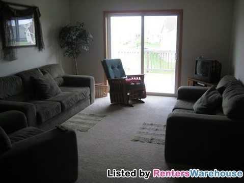 634 9th St - Photo 3 of 6