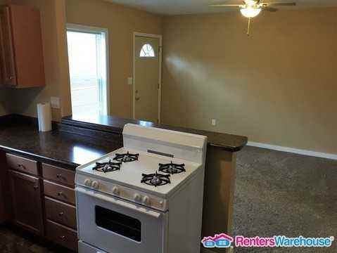 904 Luster Ln #4 - Photo 3 of 10