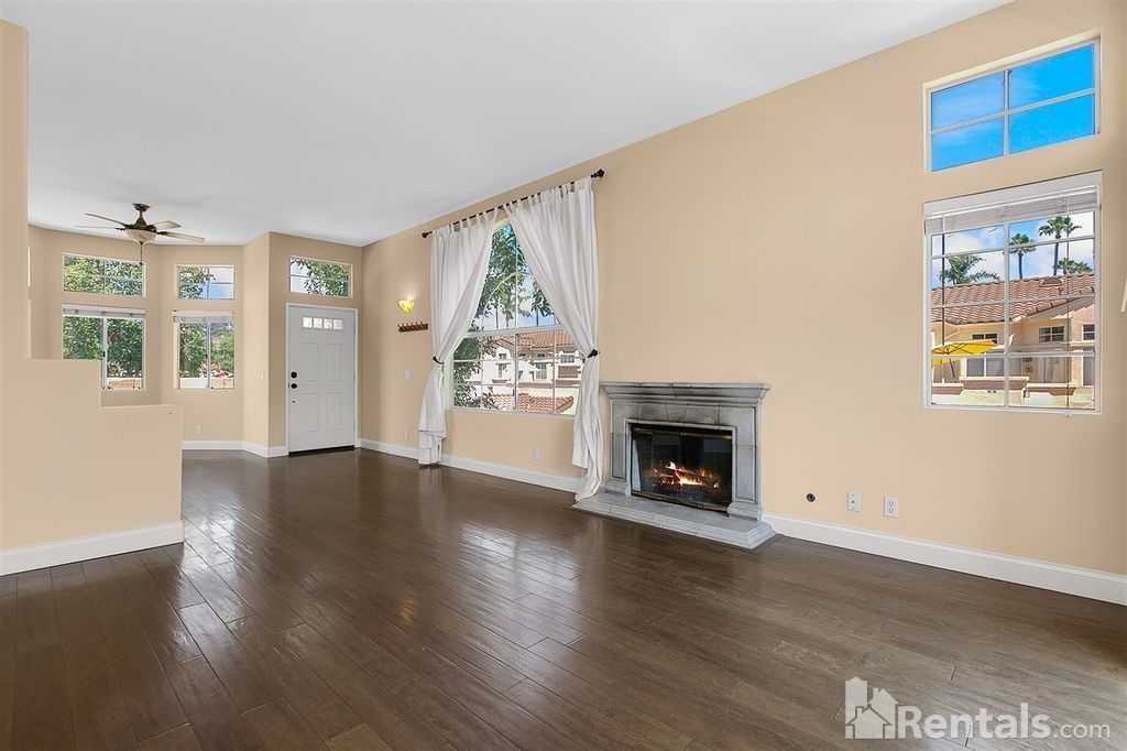 16020 Circa De Lindo - Photo 2 of 10