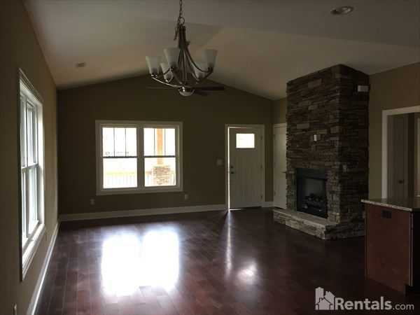 104 Appalachian Way - Photo 3 of 9