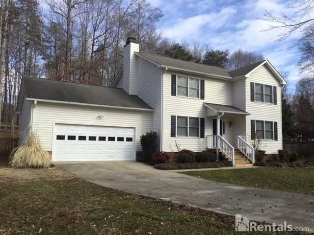 6112 Glenridge Ct - Photo 2 of 14