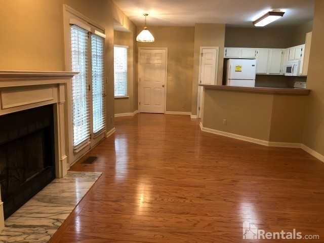 601 Magnolia Ln - Photo 2 of 14