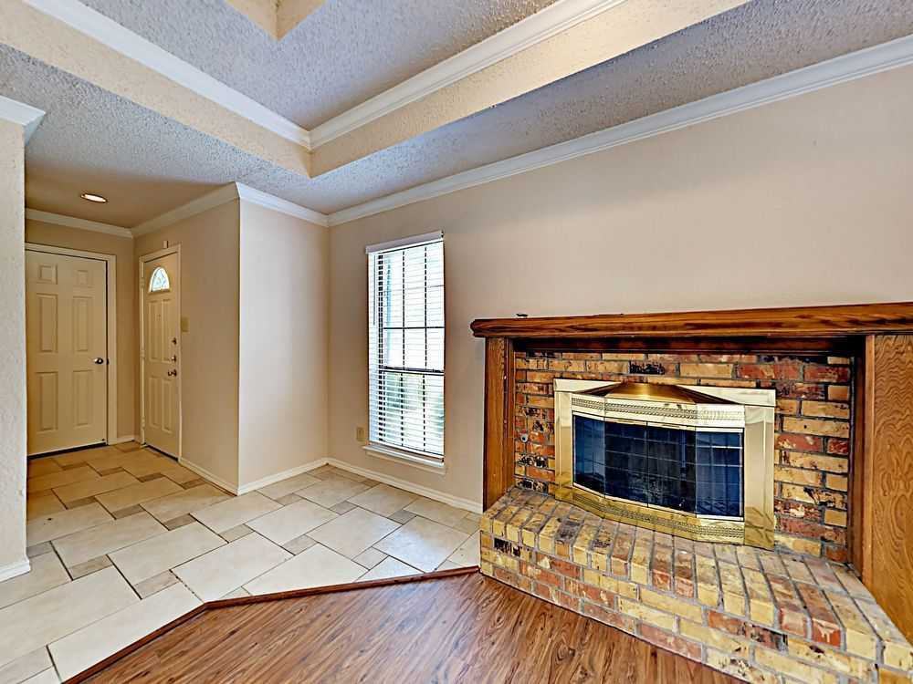 3315 Sara Dr - Photo 2 of 29