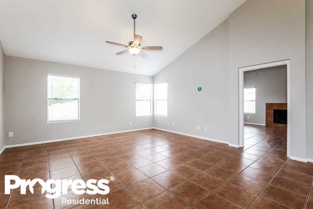 8409 W Aster Dr - Photo 3 of 16