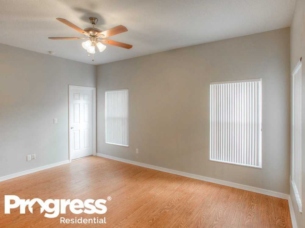 702 Star Pointe Dr - Photo 3 of 20