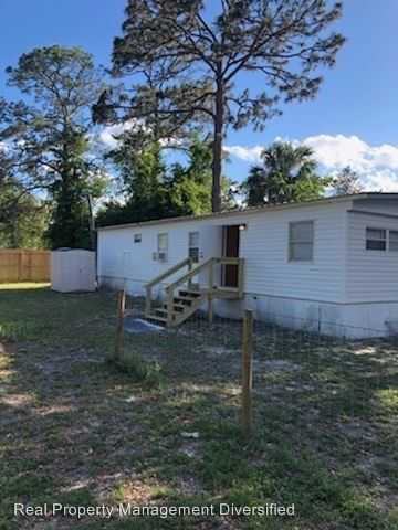 550 Se 129th Ter - Photo 2 of 10