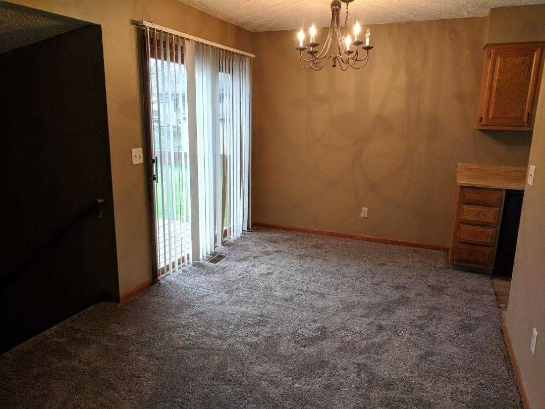 1282 NW 90th St - Photo 3 of 8