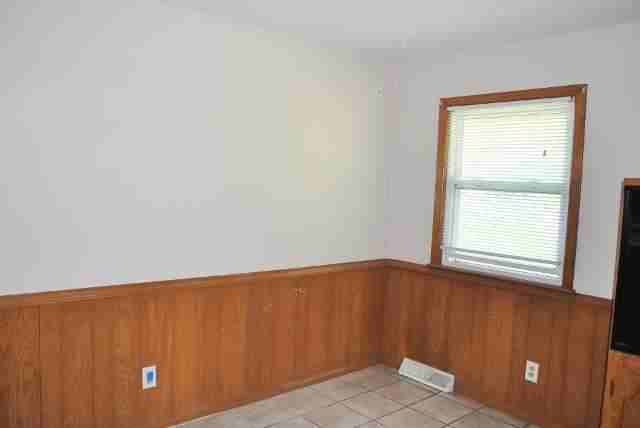 13598 East 39th St Ct S - Photo 3 of 9