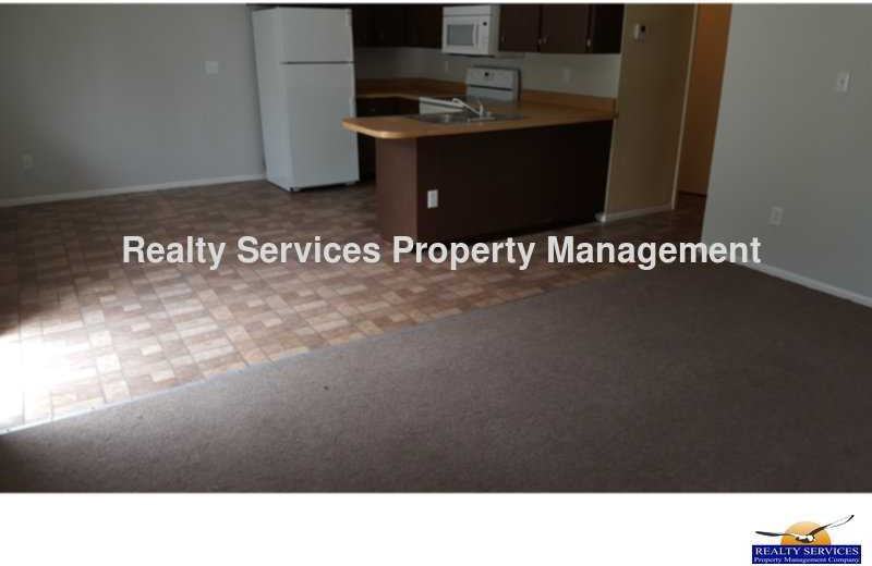 3227a Broadway - Photo 2 of 8