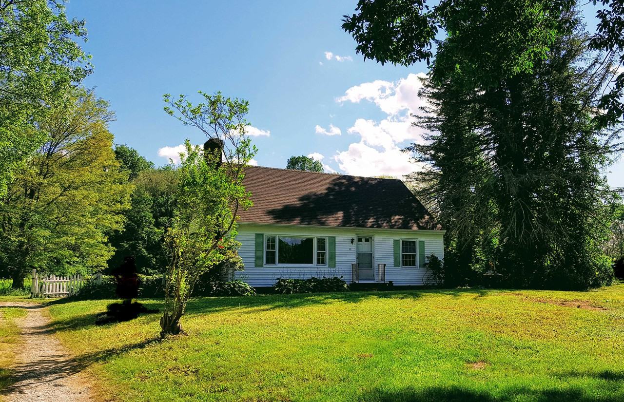 41 Old Town Pound Rd - Photo 2 of 10