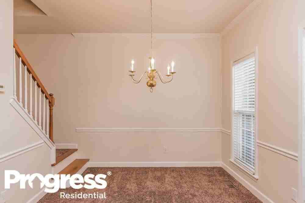2805 Aston Woods Ct - Photo 3 of 15