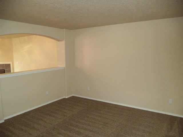 2367 W Bay Pointe Ave - Photo 3 of 18