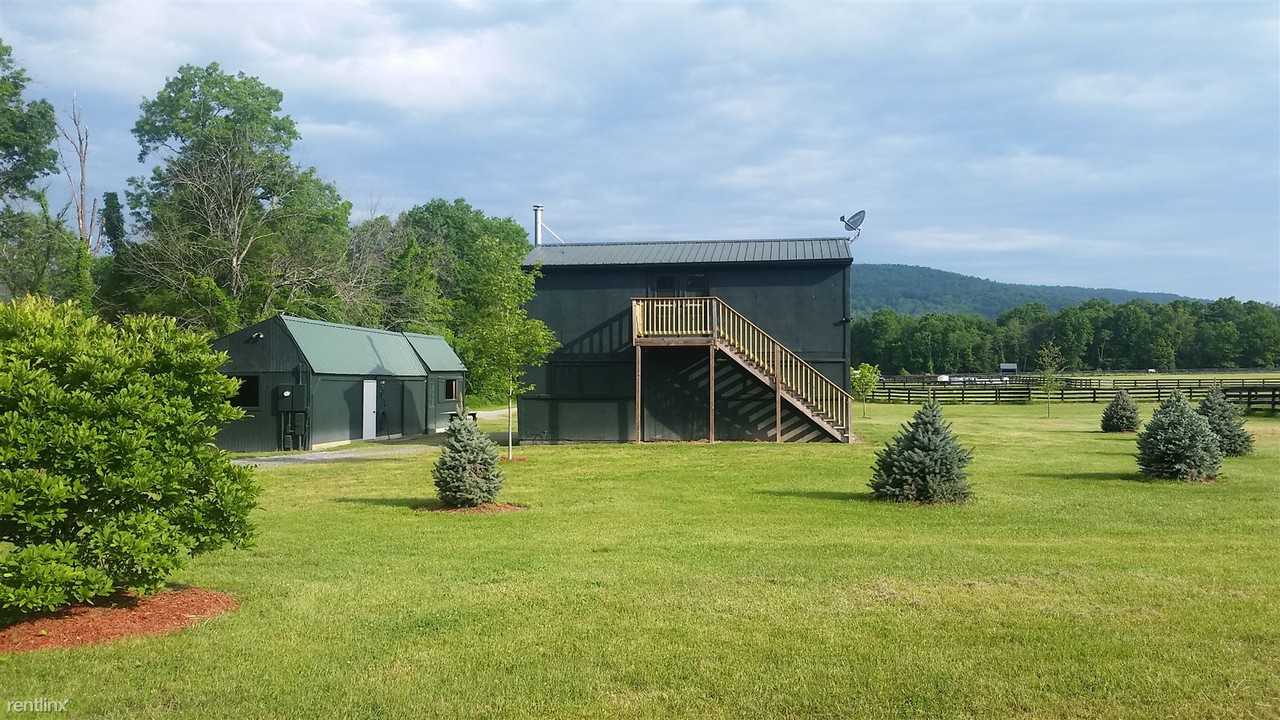 20161 Trappe Rd - Photo 2 of 10