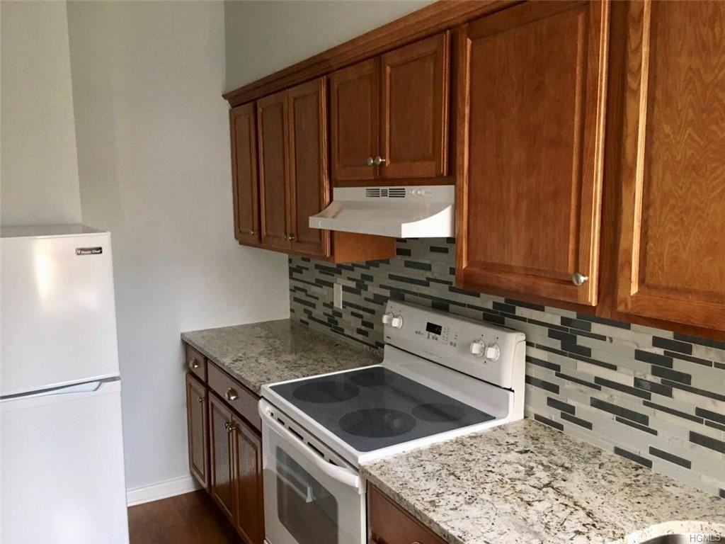 57 N Main St - Photo 3 of 4