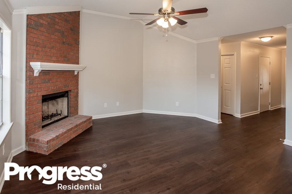 9445 Slezenger Ln - Photo 3 of 19